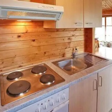 Gemuetliche Ferienhuette Am Mit Grossem Garten Holiday home Rechlin